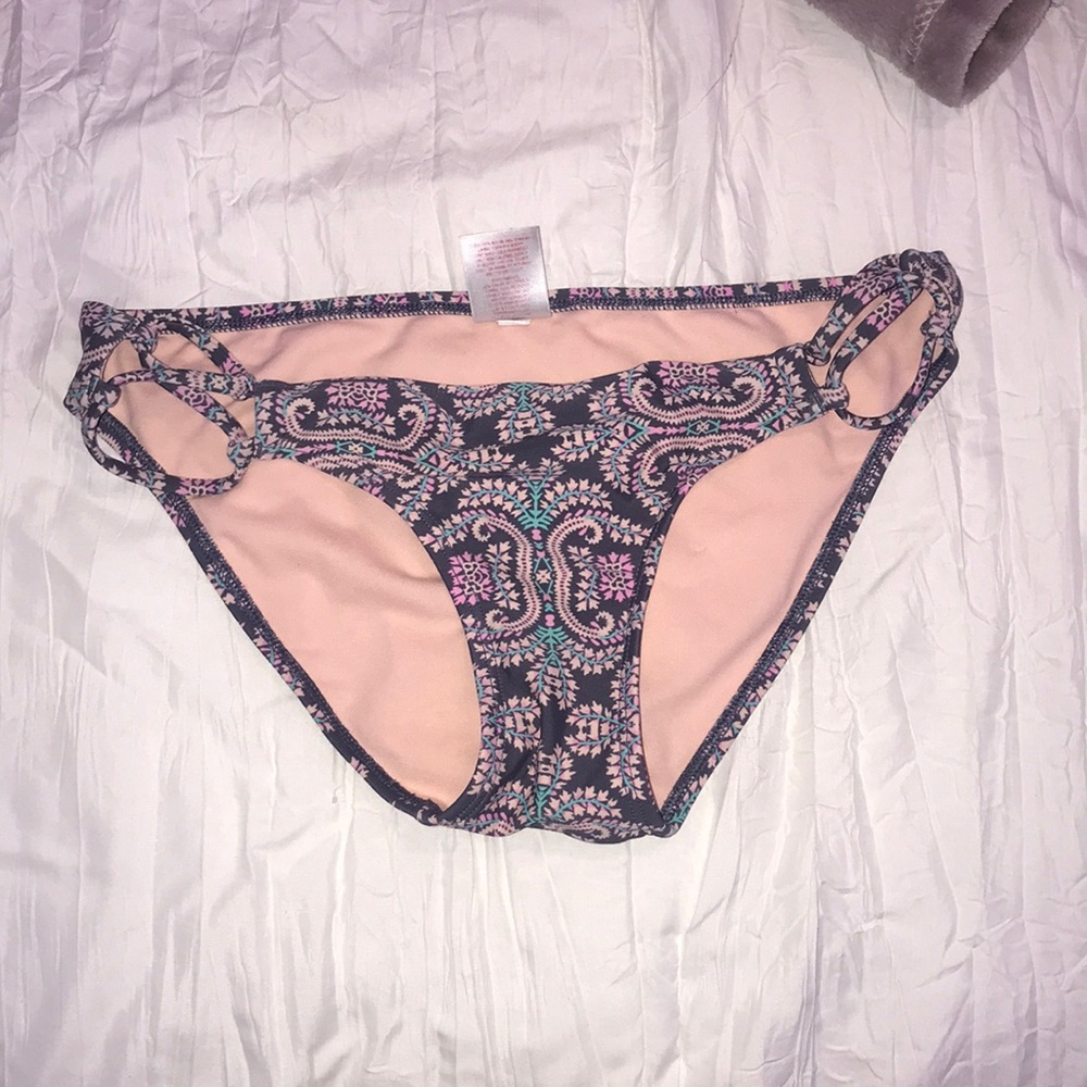 bikini bottoms